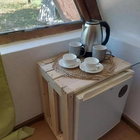 Kemp Village Serenity Cottage With Outside Toilet *
